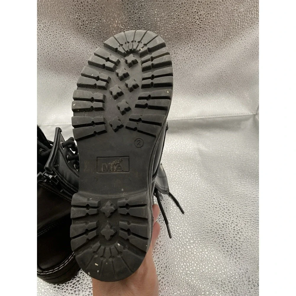 MIA Girls Black Lace-Up Zip Combat Comfort Ankle Boots Size 2‎